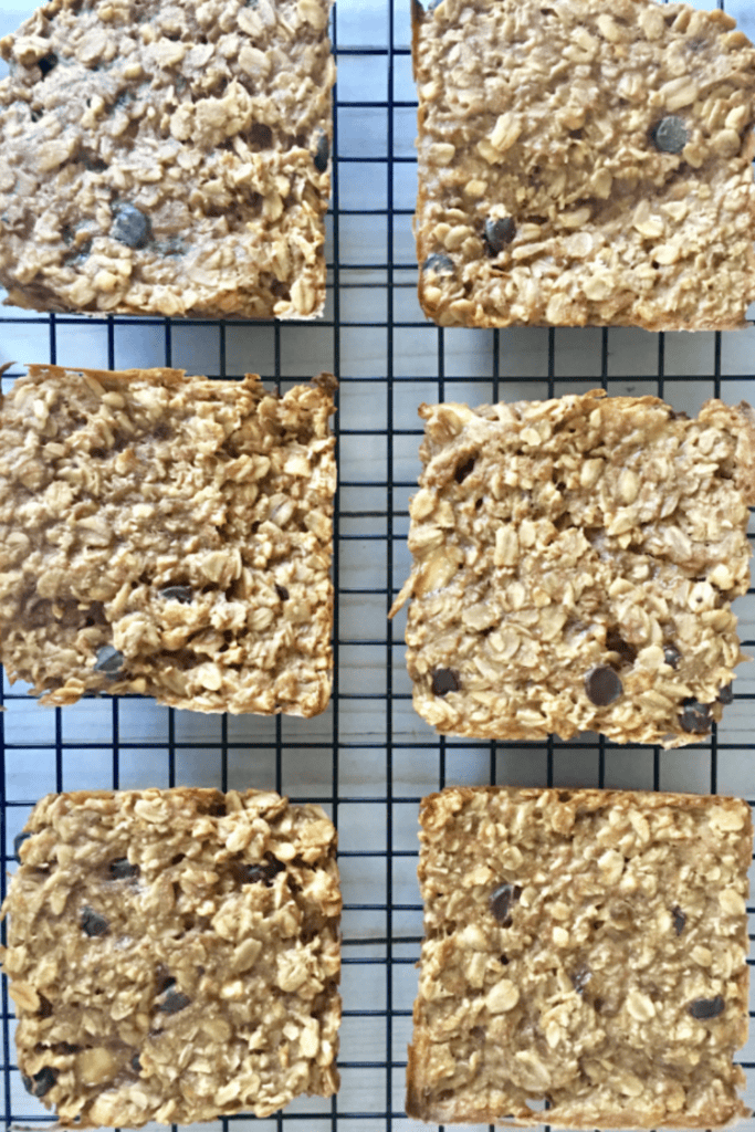 4-Ingredient Breakfast Bars