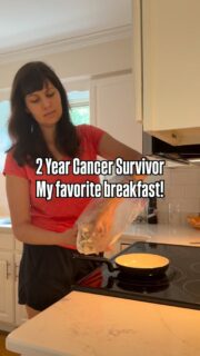 My favorite breakfast as a cancer survivor! Here’s all you need to know - so save this post and share with your friends!

Scrambled eggs:
3-4 Tbsp shiitake mushrooms
3-4 Tbsp diced onion
1 small diced tomato 
Handful of spinach or kale
2 eggs, whisked together 

Cook and scramble eggs - top with salsa.

Breakfast toast:
Grind 1 Tbsp flaxseeds into flaxseed meal. Mix with 1/4 cup frozen blueberries that have been thawed. This becomes like a thick jam.

Toast your bread. Add Greek yogurt instead of butter. Top with blueberry jam mixture. Optional: top with a few walnuts (which I generally do)!

This fills me up and is so delicious! Add meat for added protein, if you’d like, and enjoy my favorite breakfast!

Comment FRESH for my fresh milled sourdough bread recipe - packed full of vitamins, like vitamin e ❤️

Enjoy with coffee or a matcha!