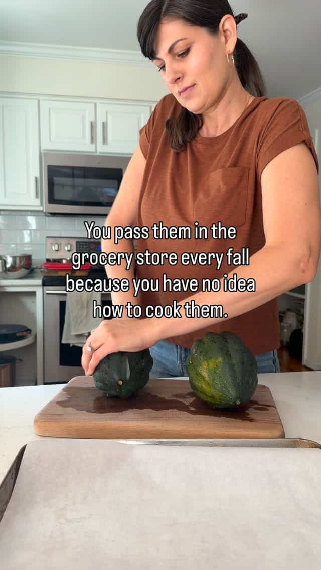 You pass them in the grocery store every fall, but do you actually know how to cook them?

Acorn squash is one of the easiest fall fruits to prepare. It’s rich in fiber, vitamin C, potassium, and colorful plant compounds that help support digestion, immune health, and overall cellular health.

Here’s how I make it:

Cut the squash in half and scoop out the seeds. Rub it with olive oil and bake at 400°F for about 1 hour, flipping halfway through. Season with salt and pepper, and that’s it!

Comment ROAST and make my delicious baked beef chuck roast to go with this acorn squash for the perfect fall meal! 🍂