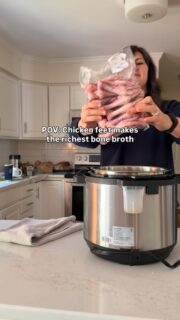Comment BONE and I’ll send you the easiest recipe!

Chicken feet are my secret to a rich bone broth that gels beautifully! 

They’re packed with skin, cartilage, tendons, and connective tissue, with collagen making up about 70% of their total protein. 

I buy a frozen package of pasture raised chicken feet at the farmers market on the weekends for just $5. Such an affordable way to make my homemade broth even richer!

#chickenfeet #collagendrink #homemakeronabudget