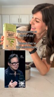 For years women have been misinformed about soy. Soy is known by many functional health experts and doctors as being one of the top foods for preventing hormonal cancers. 🤯 Yet, you have been told by doctors, with little to no nutrition education, to avoid it.

Breast tissue has 2 main types of estrogen receptors: alpha and beta. Soy contains natural compounds called isoflavones that bind to beta receptors. Activation of these receptors can help limit the growth and multiplication of breast cells, including cancerous breast cells.

For those on thyroid medication, I understand that soy can interfere with the absorption of the meds, but that doesn’t make soy bad. Instead consider flaxseeds. I grind 1 Tbsp in a coffee grinder and add to yogurt.

A healthy serving is 1 cup of soy milk per day. I enjoy mine in my hot cocoa.

RECIPE:
1 cup organic soy milk
1 Tbsp raw cacao powder
Whisk on the stove to heat.
Pull off heat and add 2-3 tsp raw honey, stir.

Video clip from @zoe and @drwilliamli 

*This reel is for informational purposes only, not medical advice.

Hit that FOLLOW button ❤️ I post anti-cancer recipes and share tips to live a beautiful healthy life as a cancer survivor from commercial pesticides.

#cancersurvivor #sogoodforyou #homemakeronabudget