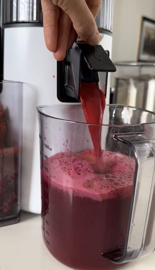 Aimee from Homemaker on a Budget juices beet, carrot, apple juice. 