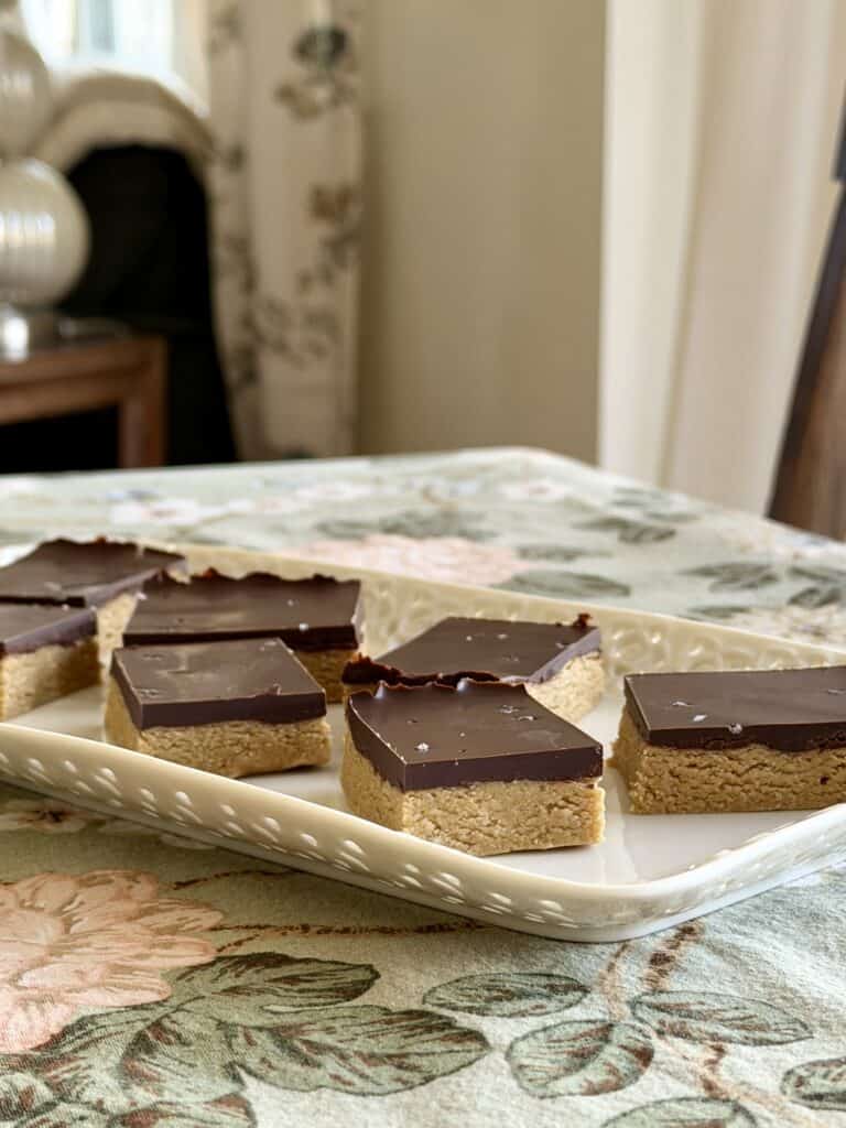 Aimee from Homemaker on a Budget delivers on a healthy no-bake buckeye bar treat.
