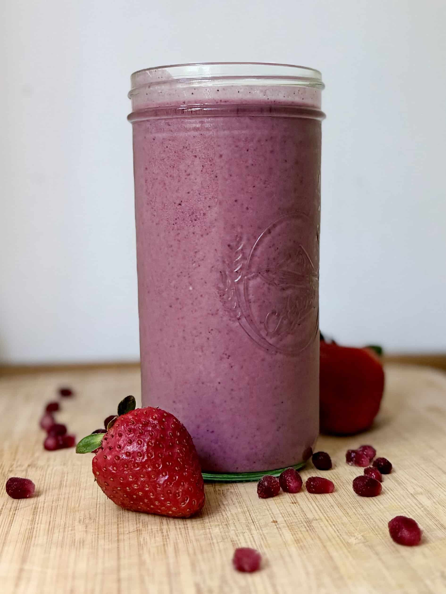 Aimee from Homemaker on a Budget shares an anti-inflammatory blueberry strawberry smoothie recipe.