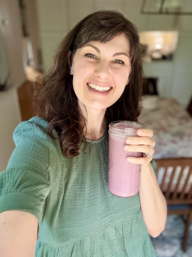 Aimee from Homemaker on a Budget starts the day off with a powerful anti-inflammatory blueberry strawberry smoothie that is delicious!