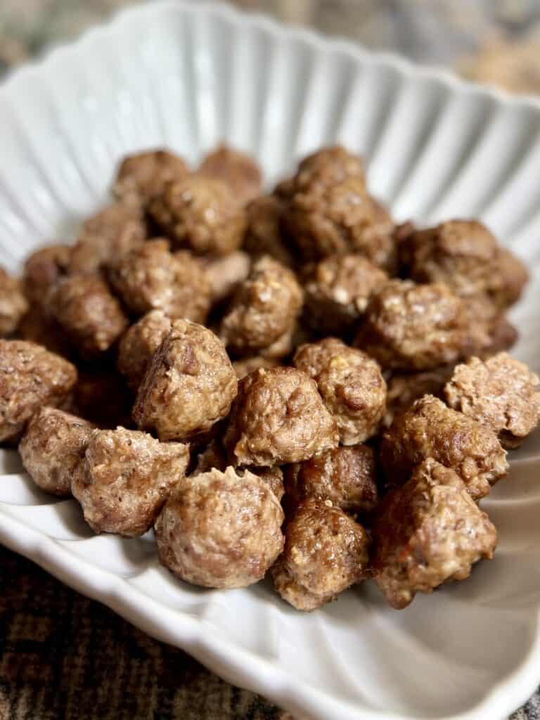 Aimee from Homemaker on a Budget shares her simple gluten-free homemade meatballs recipe.