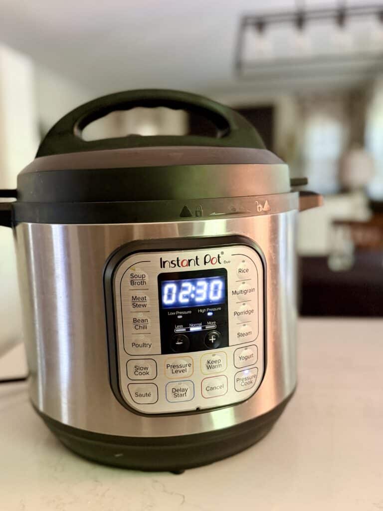 Aimee from Homemaker on a Budget uses the Instant Pot, to create a delicious and nutritious beef marrow bone broth.
