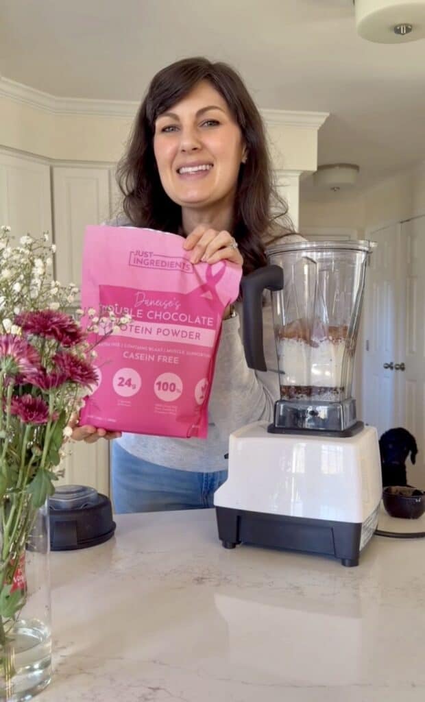 Aimee from Homemaker on a Budget shares her favorite protein powder from Just Ingredients for making chocolate chia seed pudding. 