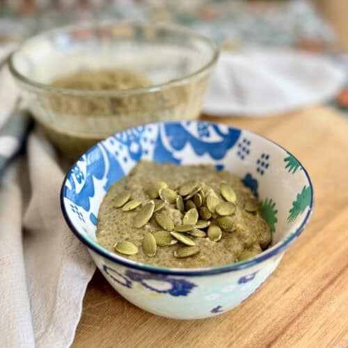 Aimee from Homemaker on a Budget goes for a fall favorite: pumpkin chia seed pudding.